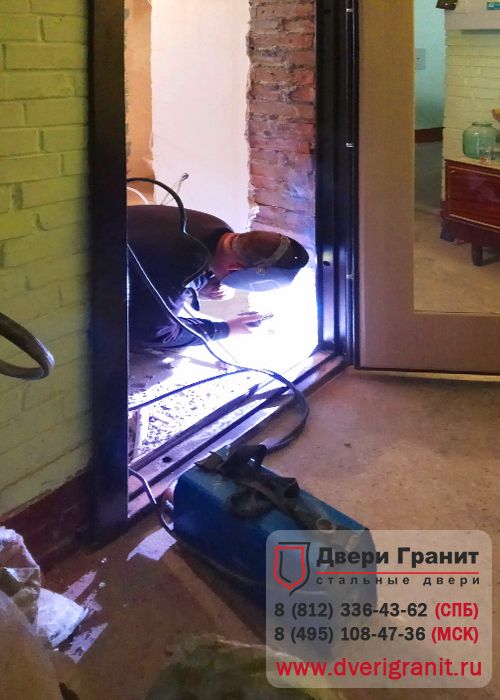 Фотогалерея Двери Гранит — надежный защитник в красивом дизайне